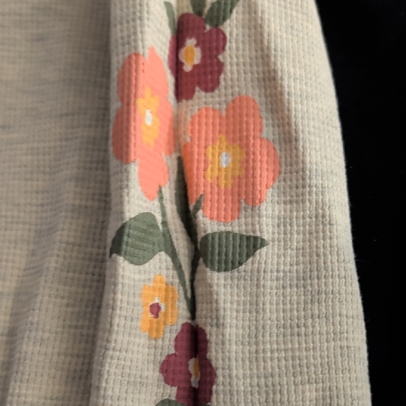 Ivory Ribbed Knit Top With Floral Design On Sleeves And Black Leggings Outfit - Picture 3 of 8